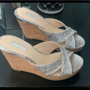 Guess Cork Slide